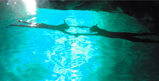 沖縄 青の洞窟の時間比較